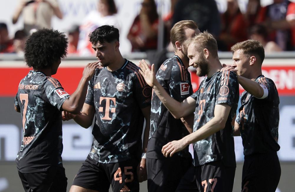 境和戈麦斯 境和戈麦斯